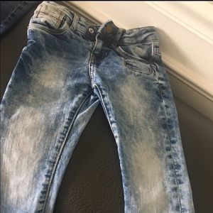 Jeans & adidas blue outfit